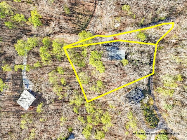 400 Indian Trail, Franklin, NC 28734