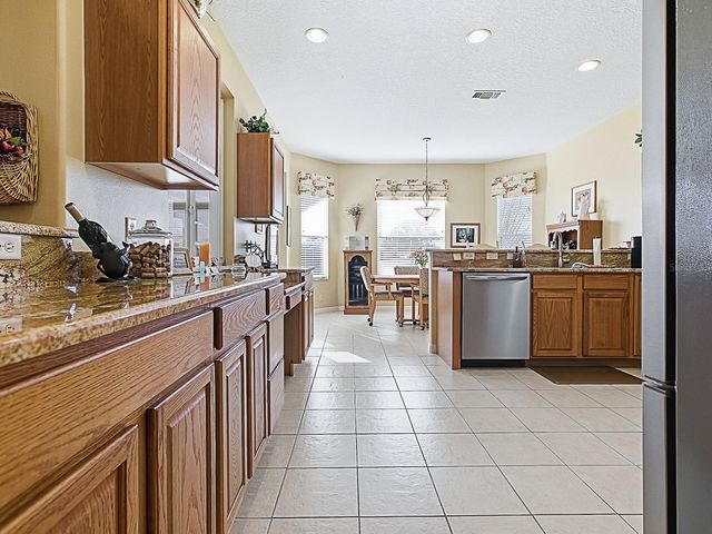 236 BENTWOOD DRIVE, Leesburg, FL 34748