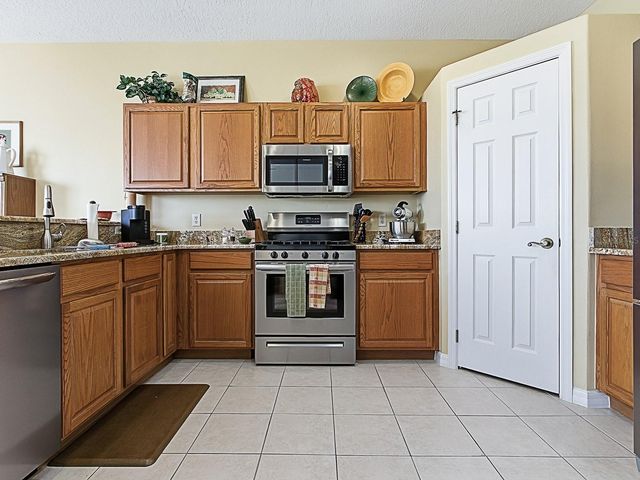 236 BENTWOOD DRIVE, Leesburg, FL 34748