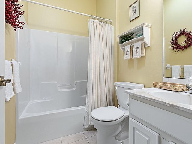 236 BENTWOOD DRIVE, Leesburg, FL 34748