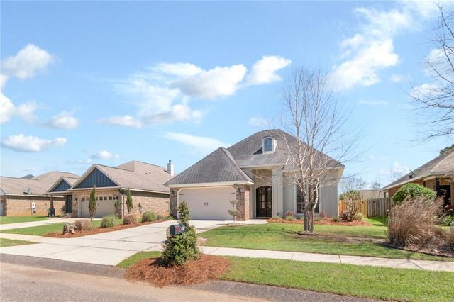 3267 Essex Place Drive, Mobile, AL 36695