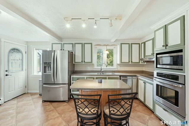 173 Abbe Road, Enfield, CT 06082
