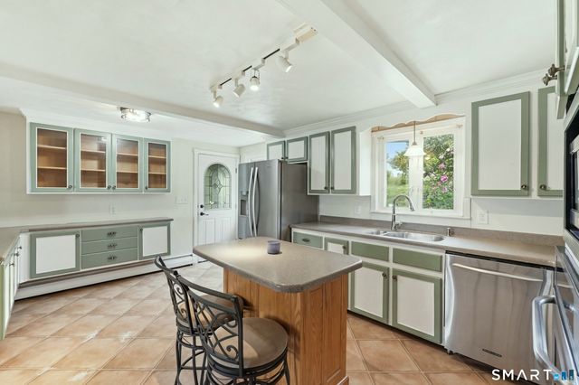 173 Abbe Road, Enfield, CT 06082