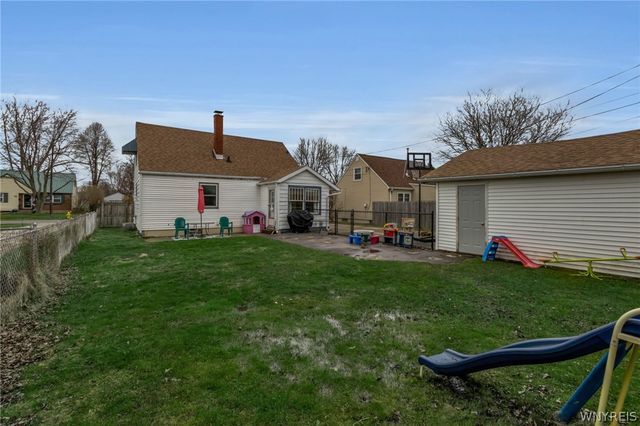 39 Airview Terrace, Cheektowaga, NY 14043