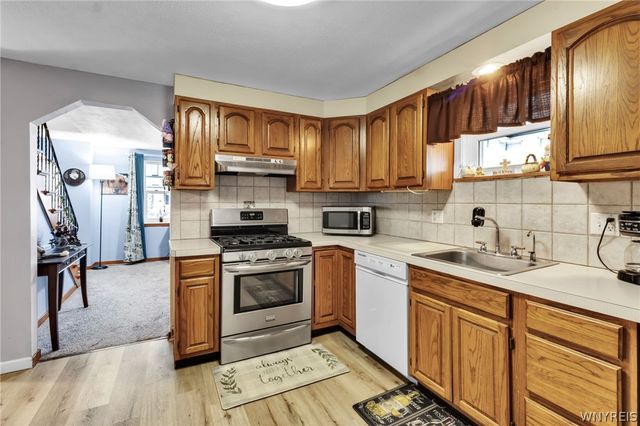 39 Airview Terrace, Cheektowaga, NY 14043