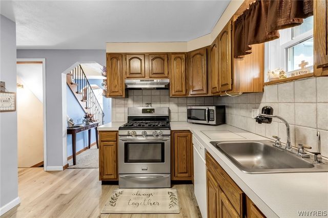 39 Airview Terrace, Cheektowaga, NY 14043
