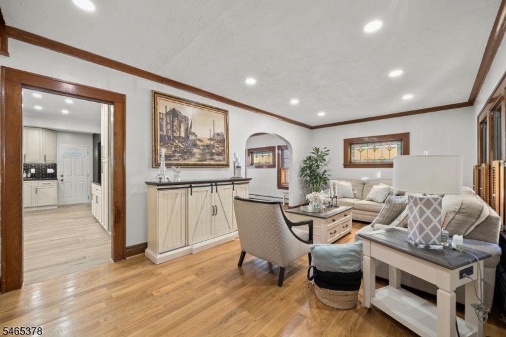 108 E 8Th St, Clifton City, NJ 07011 — photo 5