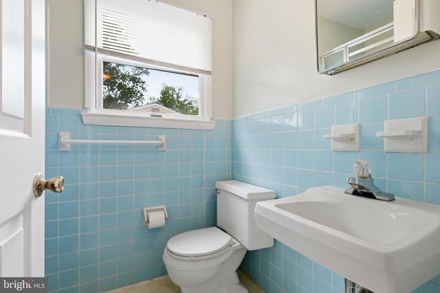 2108 ANSON RD, Wilmington, DE 19810