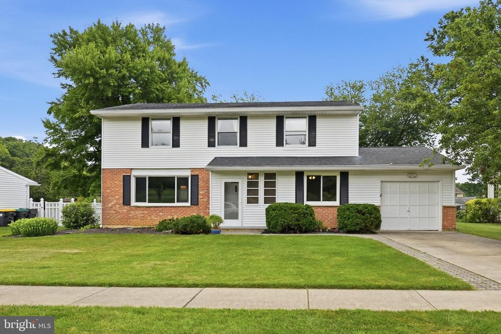 2108 ANSON RD, Wilmington, DE 19810