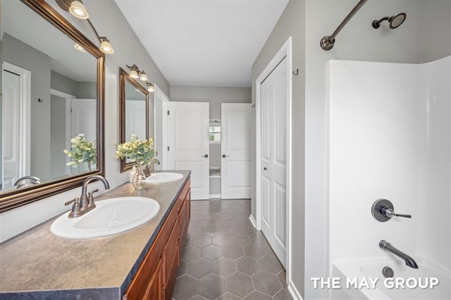 5623 Copper Corner Court, Caledonia, MI 49316