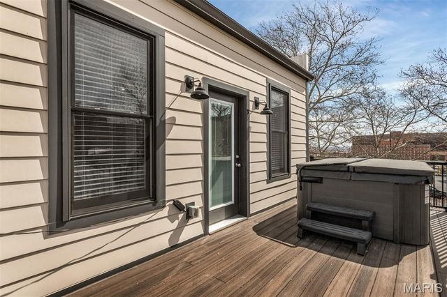 1206 Lynch Street, St Louis, MO 63118