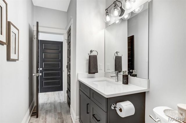 1206 Lynch Street, St Louis, MO 63118