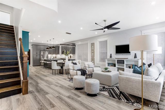 1206 Lynch Street, St Louis, MO 63118