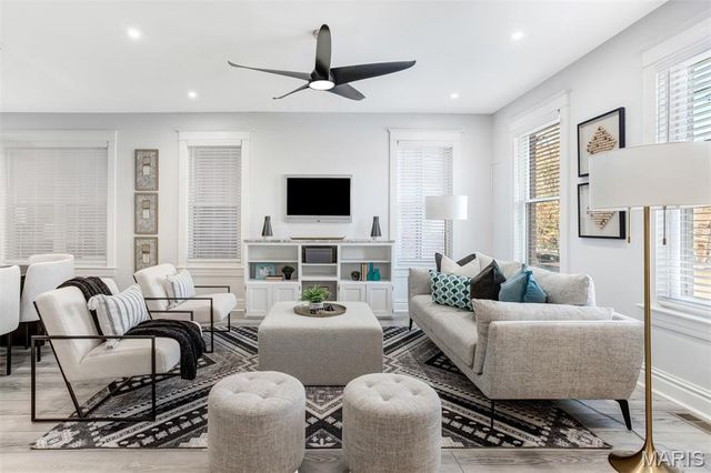 1206 Lynch Street, St Louis, MO 63118