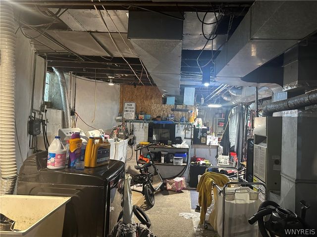 65 Woodside Avenue, Buffalo, NY 14220