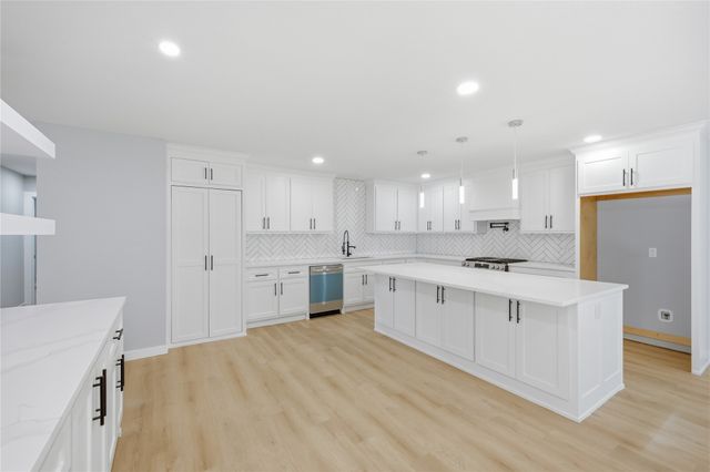 1906 N Eucalyptus Court, Broken Arrow, OK 74012