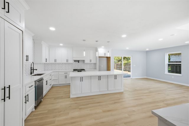 1906 N Eucalyptus Court, Broken Arrow, OK 74012