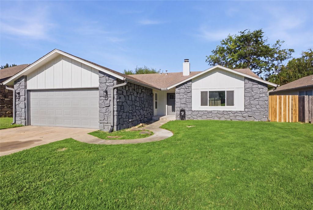 1906 N Eucalyptus Court, Broken Arrow, OK 74012