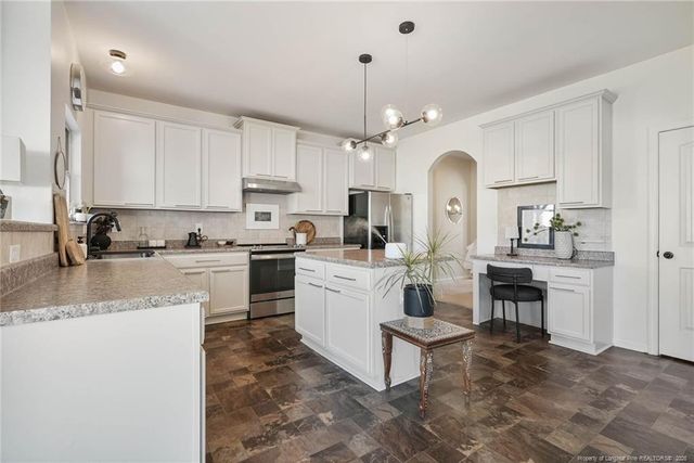 1219 Coachman Way, Sanford, NC 27332