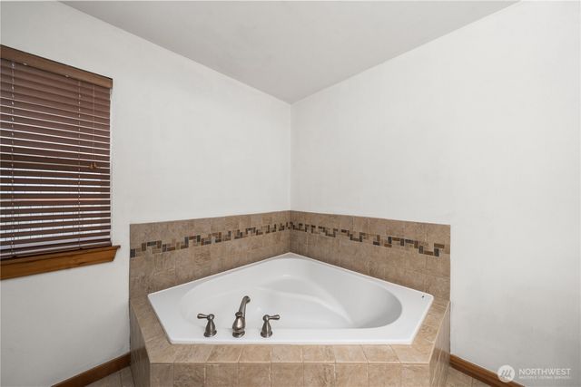 9223 Carys Street SE, Yelm, WA 98597