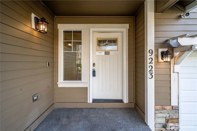 9223 Carys Street SE, Yelm, WA 98597