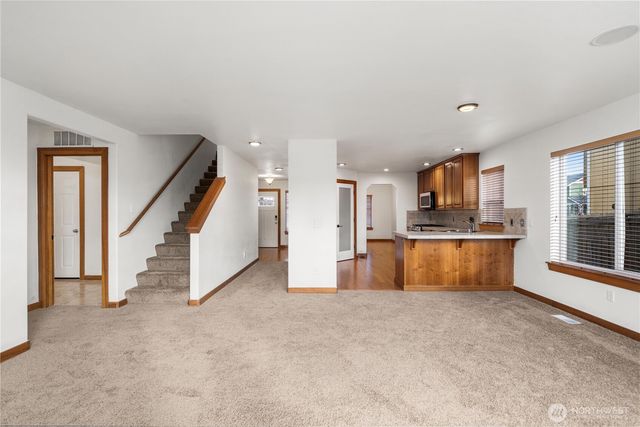 9223 Carys Street SE, Yelm, WA 98597