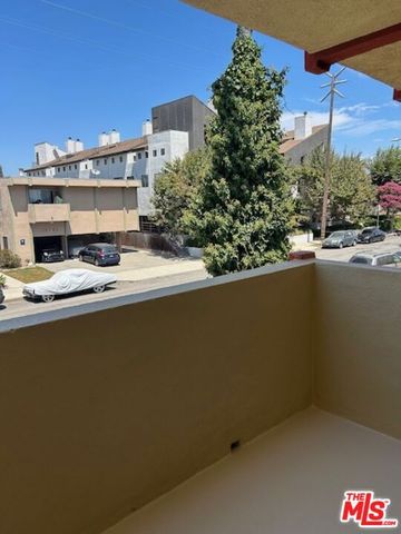 12766 Pacific Avenue 5, Los Angeles, CA 90066