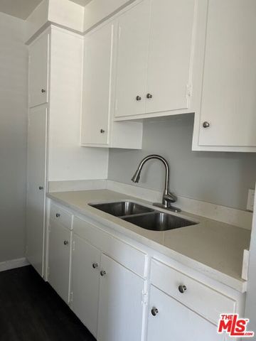 12766 Pacific Avenue 5, Los Angeles, CA 90066