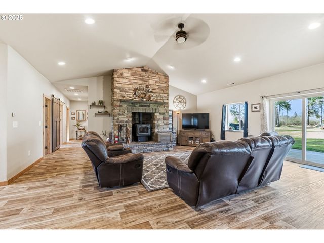 371 TOLEDO VADER Rd, Toledo, WA 98591
