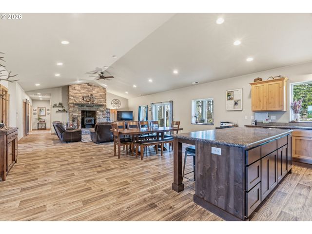 371 TOLEDO VADER Rd, Toledo, WA 98591