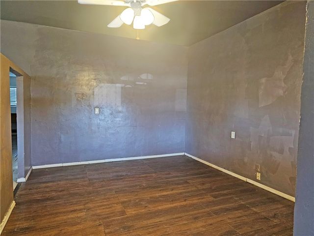 3595 E Warbler Lane, Kingman, AZ 86409