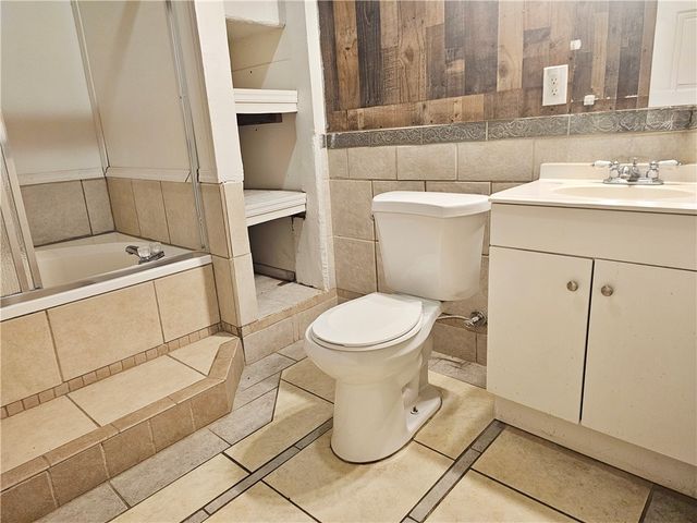 3595 E Warbler Lane, Kingman, AZ 86409