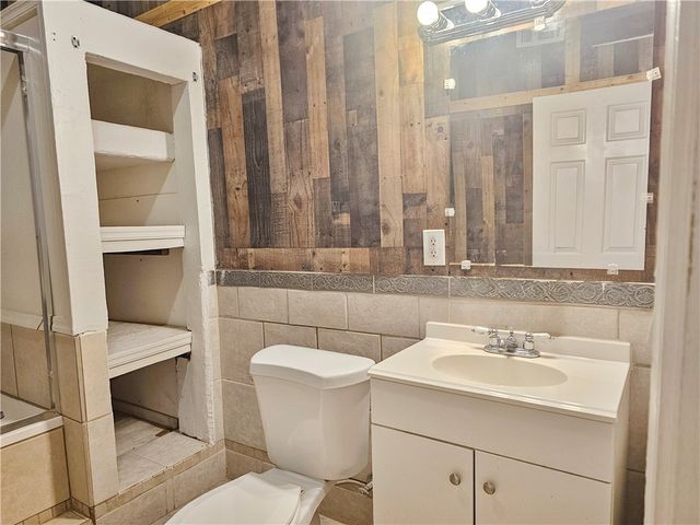 3595 E Warbler Lane, Kingman, AZ 86409