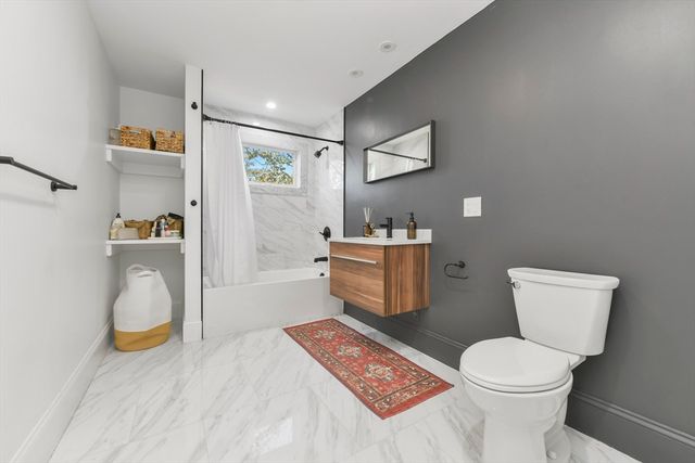 17 Akron St 2, Boston, MA 02119