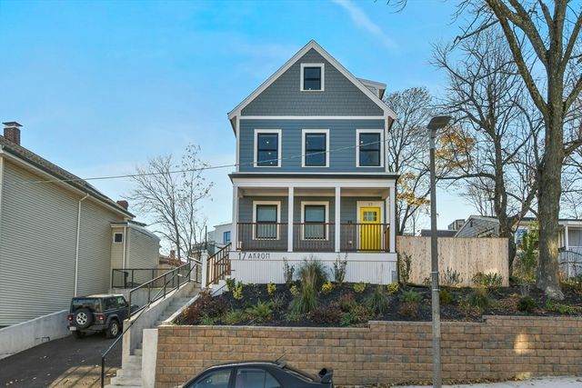 17 Akron St 2, Boston, MA 02119
