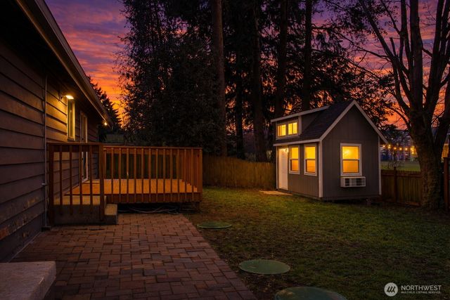 20103 8th Avenue S, Des Moines, WA 98198