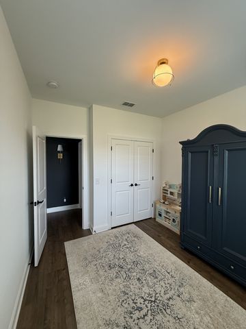 3640 Shady Forest Dr, Murfreesboro, TN 37128