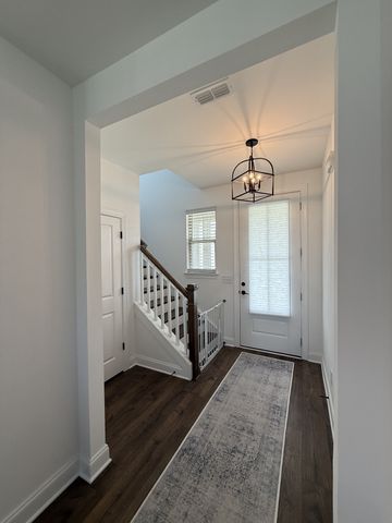 3640 Shady Forest Dr, Murfreesboro, TN 37128