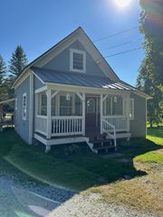 23 Intervale Avenue, Richford, VT 05476