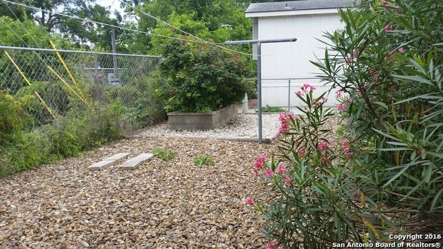 8434 BRAEWICK DR, San Antonio, TX 78239