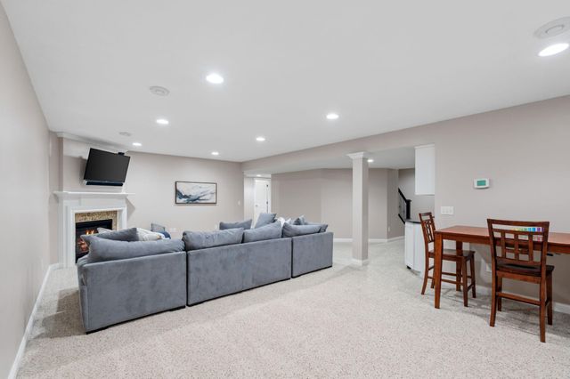 5954 Lone Lake Loop, Minnetonka, MN 55343