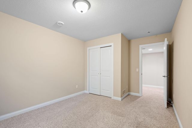 5954 Lone Lake Loop, Minnetonka, MN 55343