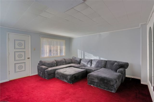 2007 Tony St, Shenango Twp, PA 16101