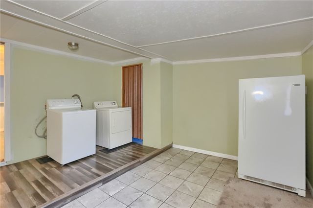 2007 Tony St, Shenango Twp, PA 16101