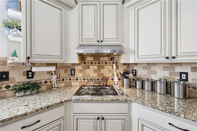 704 Highland Ridge Pointe, Lawrenceville, GA 30045