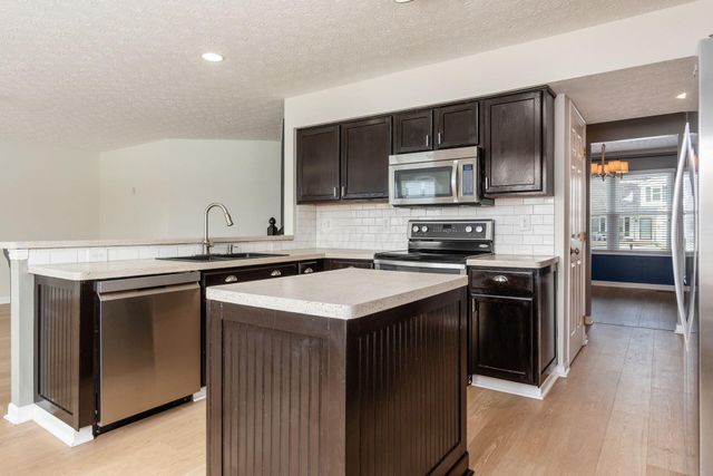 8447 Firstgate Drive, Reynoldsburg, OH 43068