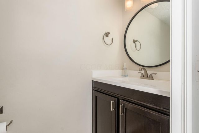 8447 Firstgate Drive, Reynoldsburg, OH 43068