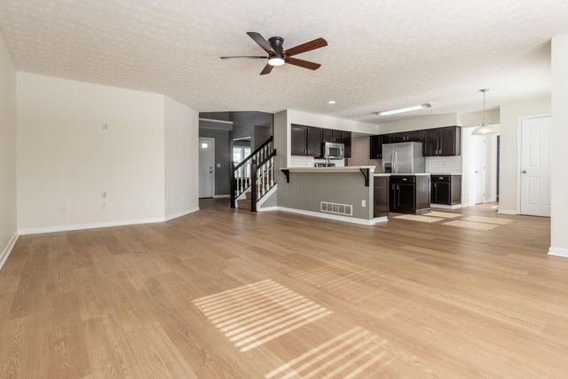 8447 Firstgate Drive, Reynoldsburg, OH 43068