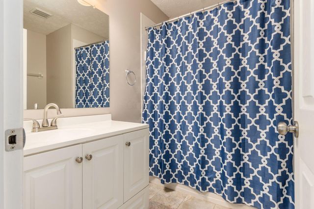 8447 Firstgate Drive, Reynoldsburg, OH 43068