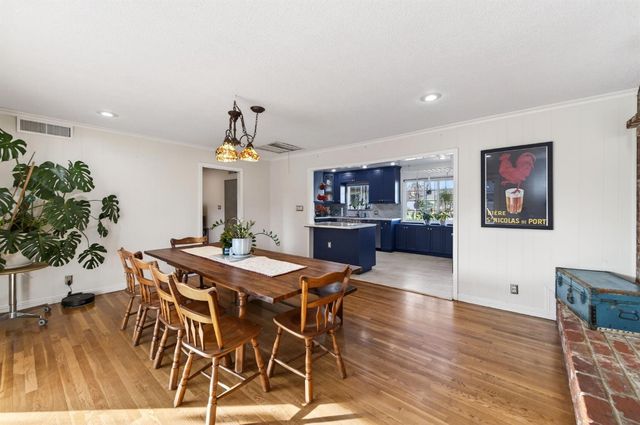 709 E Scott Avenue, Fresno, CA 93710